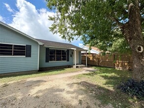 Building Photo - 3602 4th St