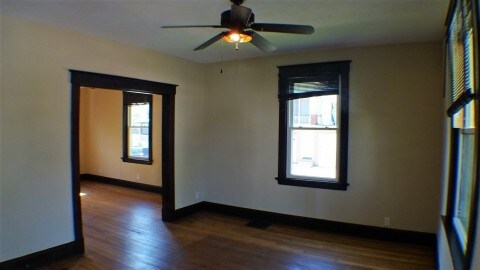 Building Photo - 231 E 45th Streed