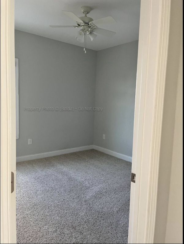 Building Photo - 128 Heartsease Ln