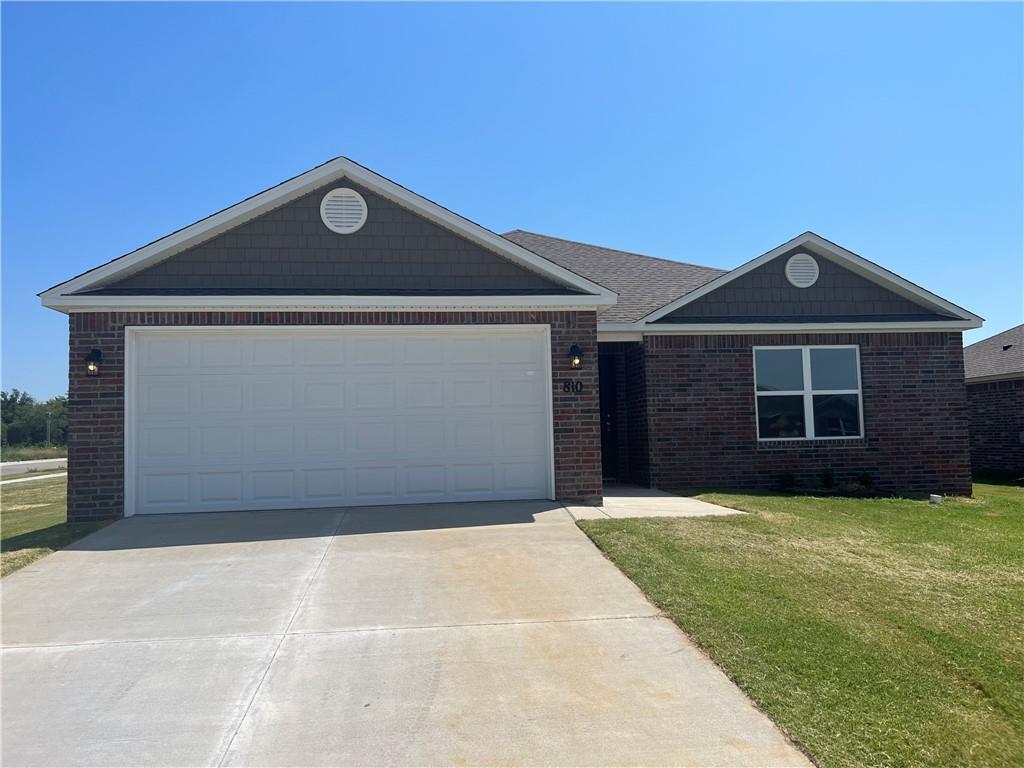 810 Tanner Dr, Siloam Springs, AR 72761 House Rental in Siloam