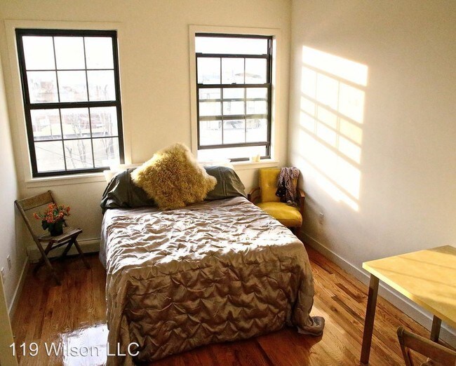 Foto del edificio - 1099 Willoughby Ave