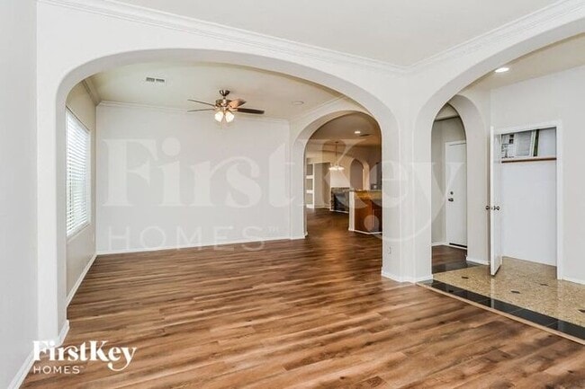 Building Photo - 10769 E Marigold Ct