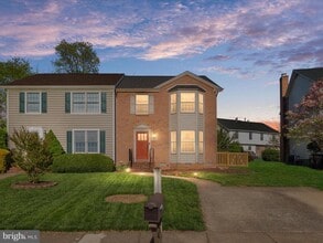 Building Photo - 2056 Cidermill Ln