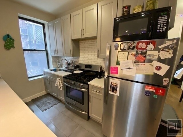 Foto del edificio - Crown Heights 2BR near kingston st