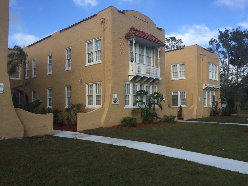 Foto principal - 410 E 14th St