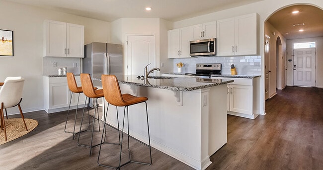 Foto del edificio - Kinsman Pointe