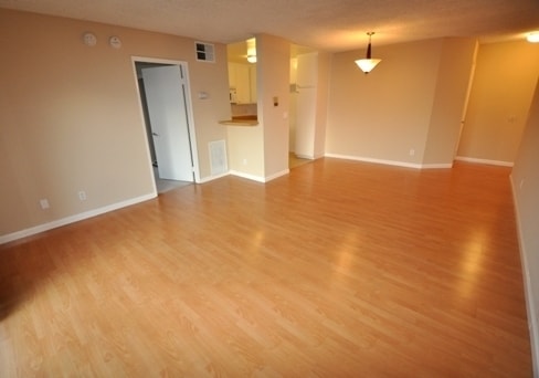 Building Photo - 12249 Oxnard St