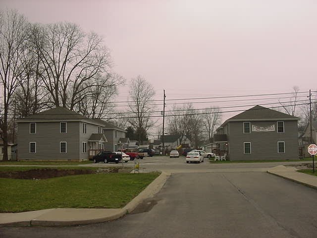 Building Photo - 305 E Seminary St