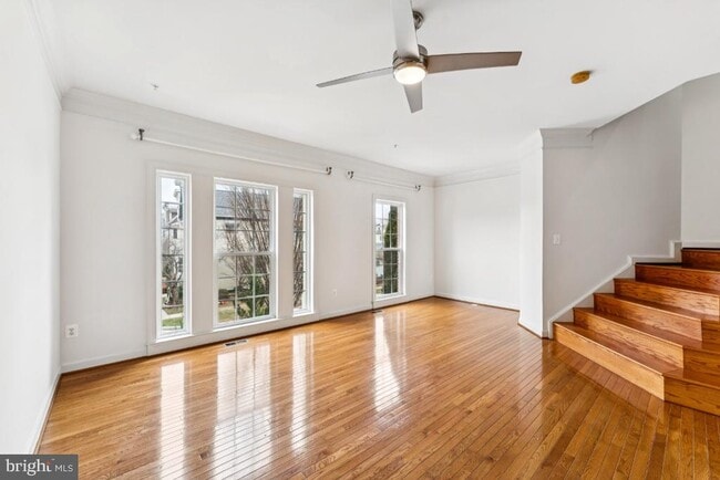 Building Photo - 8915 Amelung St