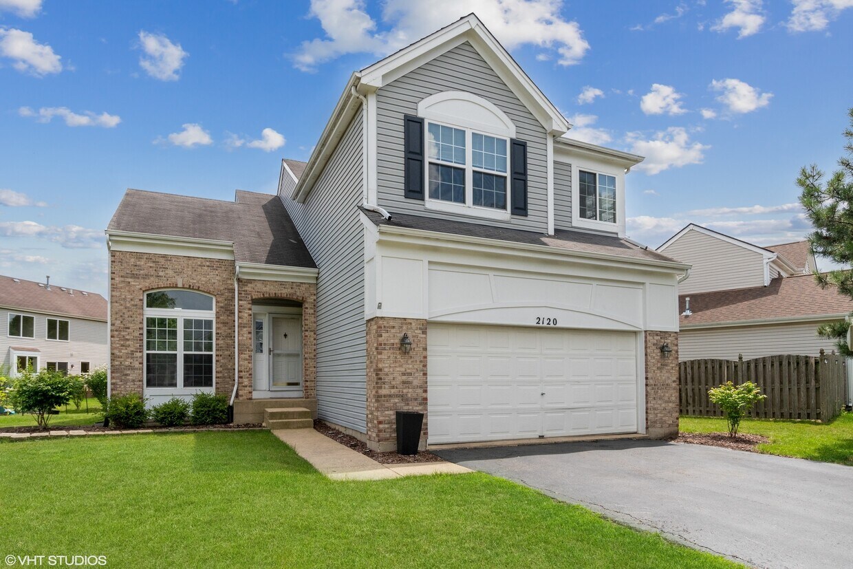 Foto principal - 2120 Periwinkle Ln