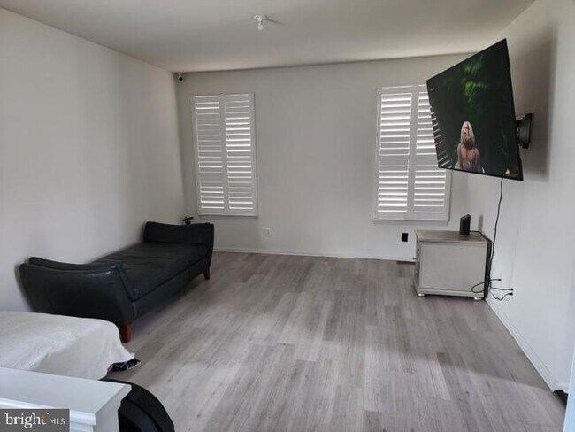 Foto del edificio - 4 Porch St