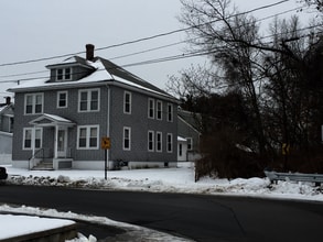 Building Photo - 210 Wayne St