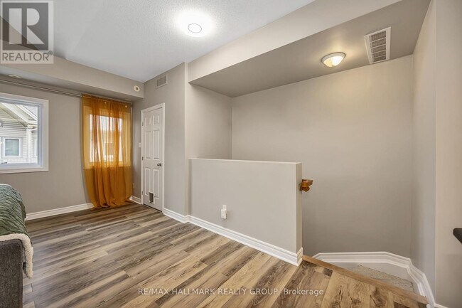 Photo du bâtiment - 1109 Stittsville Main St