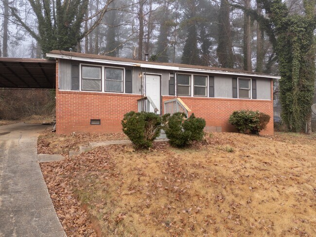 Photo - 336 Triumph Cir SE House