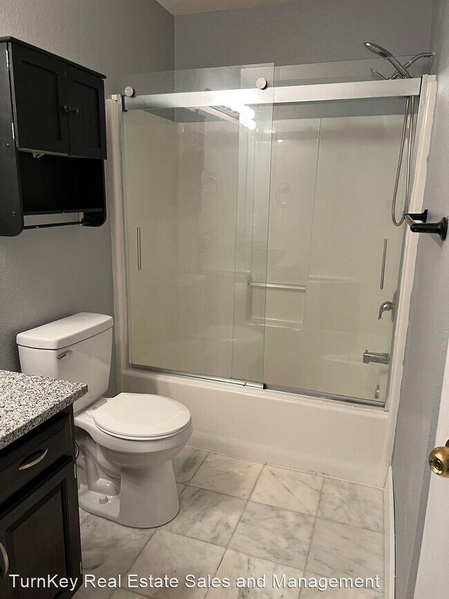 Foto del edificio - 4 br, 3 bath House - 4451 W University