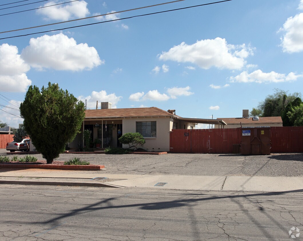 42404262 E Fairmount St, Tucson, AZ 85712 Apartments in Tucson, AZ