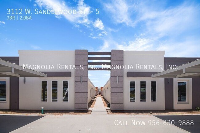 Building Photo - 3112 W Sandlewood St