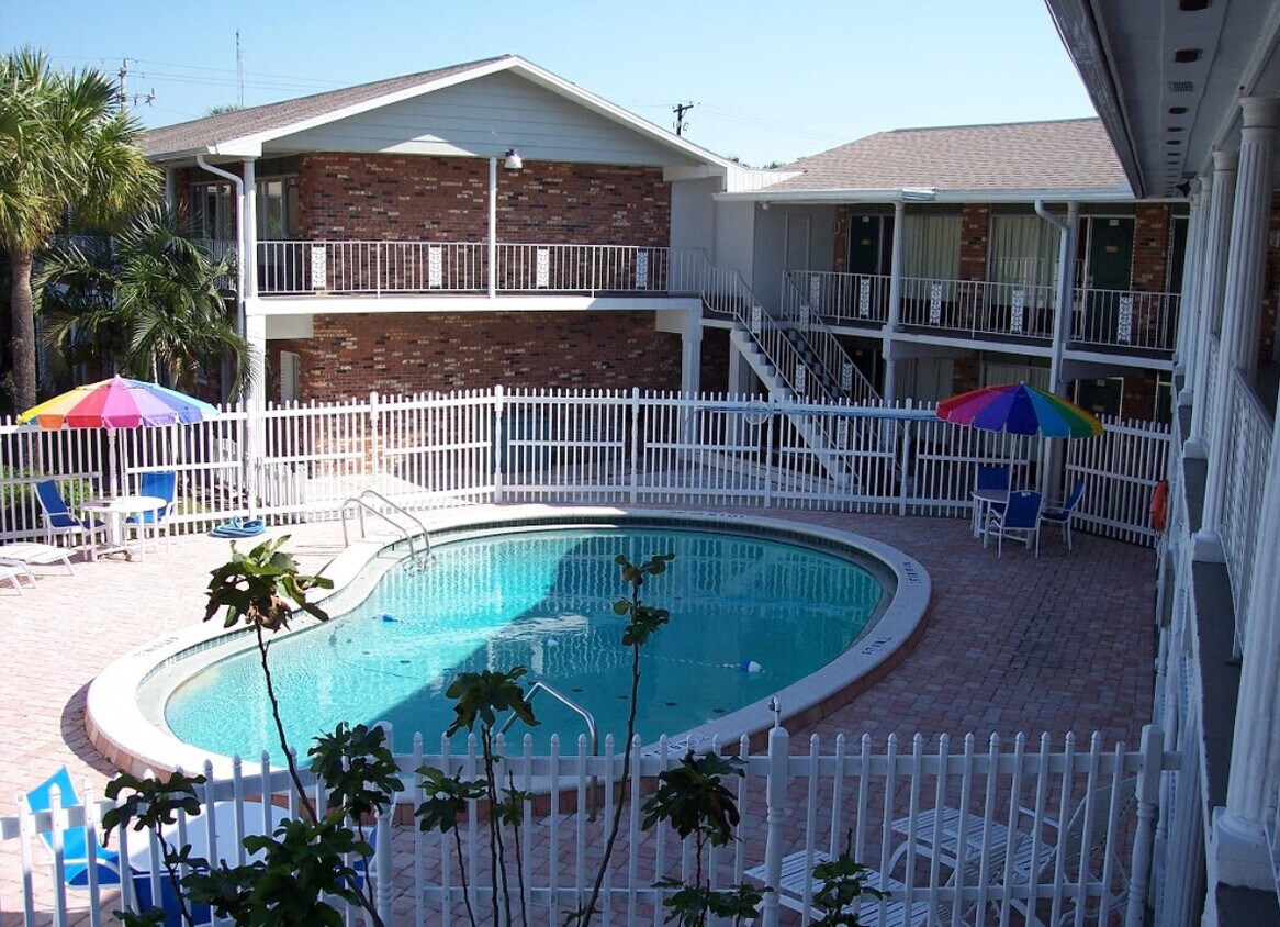 Dixie Apartments COCOA, FL