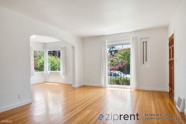 Building Photo - 1 br, 1 bath Condo - 476 42nd St, Oakland,...