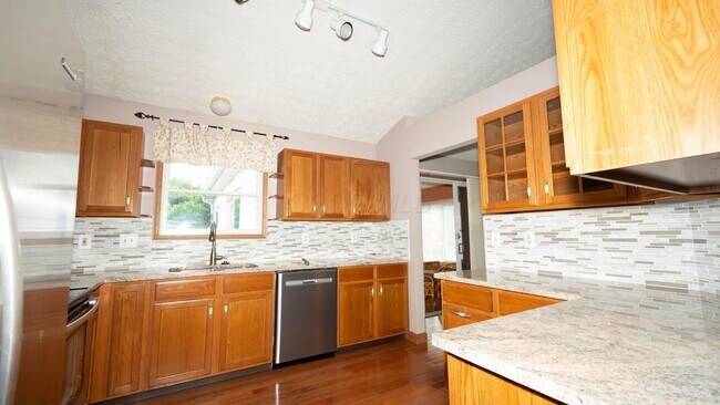 Building Photo - 7872 Waggoner Run Dr