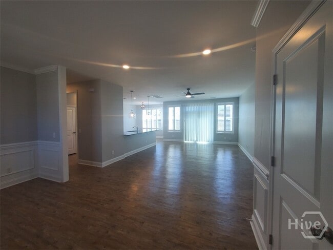 Building Photo - 118 Grimsby Rd