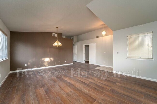 Foto del edificio - 5409 Piute Way