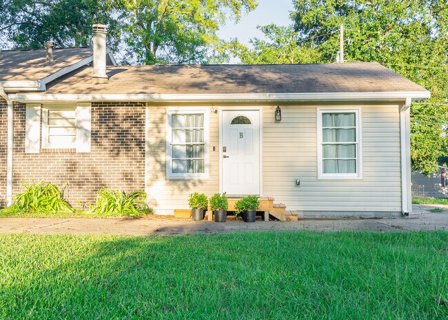 New Construction, 1945 Charm - 6311 Woodberry Ln