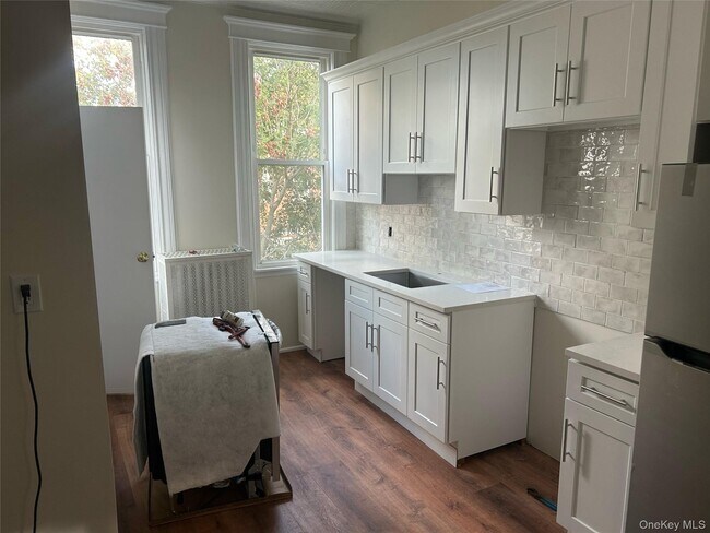 Foto del edificio - 88-23 85th St