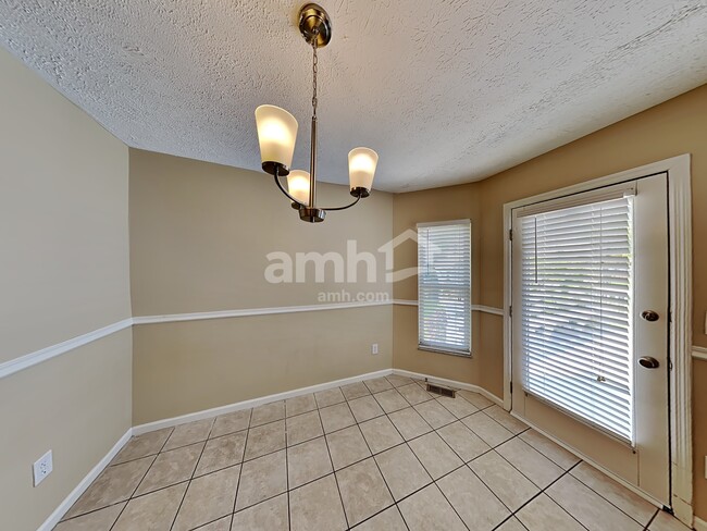 Building Photo - 191 Stonemast Loop