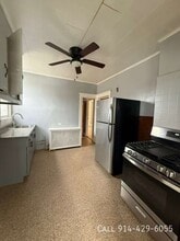 Building Photo - 263 Elm St