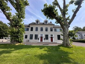 Building Photo - 150 Main St