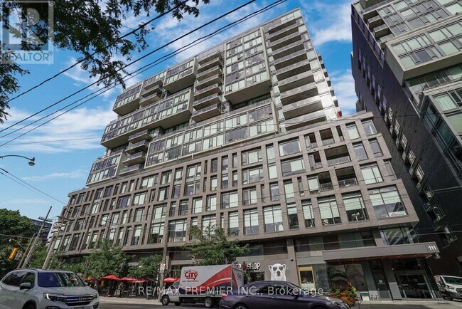Photo du bâtiment - 111 Bathurst St