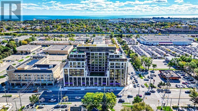 Building Photo - 801 The Queensway