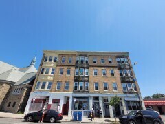 Building Photo - 342 Warren St