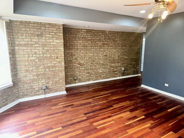 Foto del edificio - 5 bedroom in Chicago IL 60649