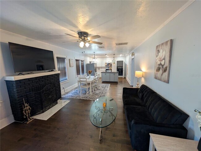 Foto del edificio - 771 14th Ave S