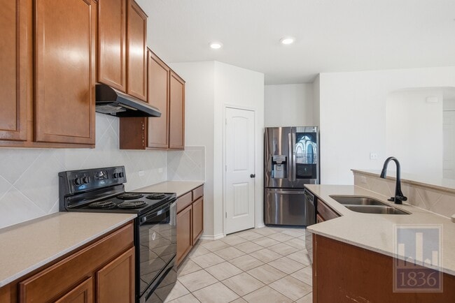 Building Photo - 408 Lynwood Gold Wy