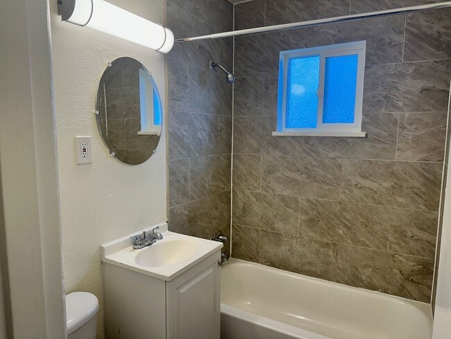 Interior Photo - Del Mar Garden