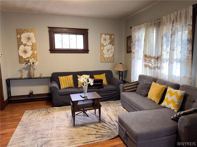 Foto del edificio - 1616 Walnut Ave