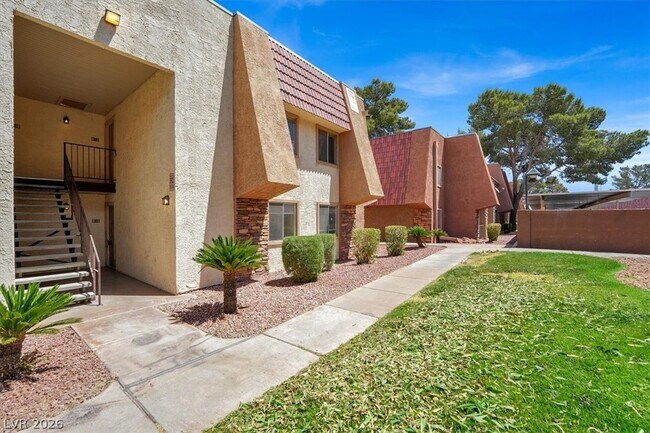 Foto del edificio - 5493 Indian River Dr