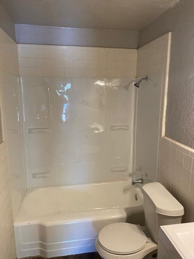 Foto del edificio - Great rental now available near Texas Tech...