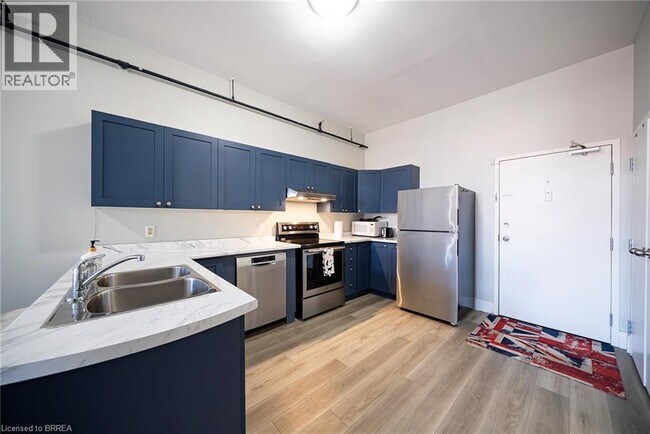 Photo du bâtiment - 150 Colborne St