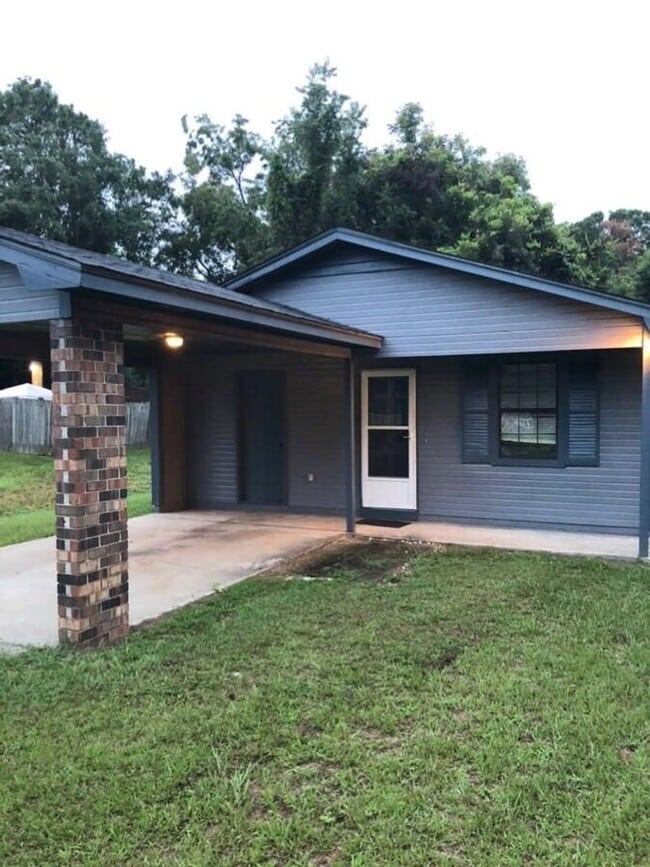 Building Photo - 1512 Madison Heights Dr