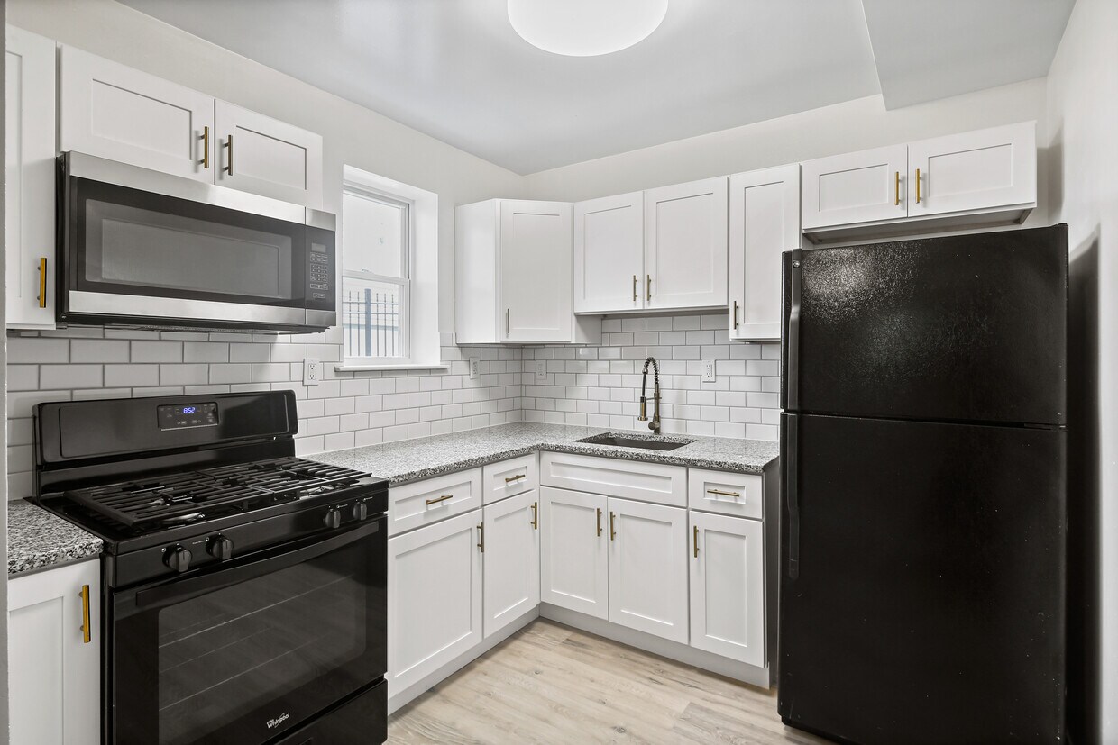 Foto principal - 5636 Purdue Ave