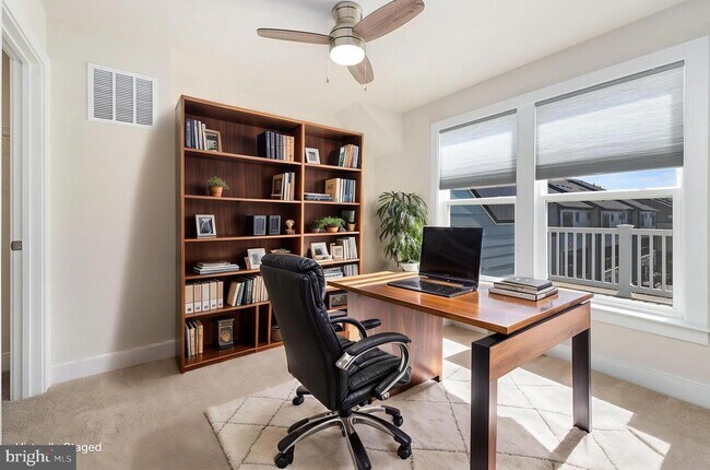Foto del edificio - 1743 Riverbluff Ave