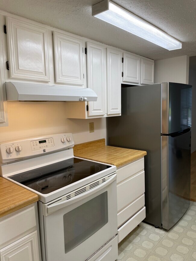 Cocina - 6026 Cedar Wood Dr