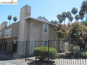 Building Photo - 4740 Appian Way