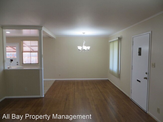 Building Photo - 3 br, 1 bath House - 17007 Via Magdalena