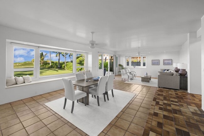 Building Photo - Ocean View Villa w/Beach as Backyard, Walk to Attractions: Kailua Hale Kahakai