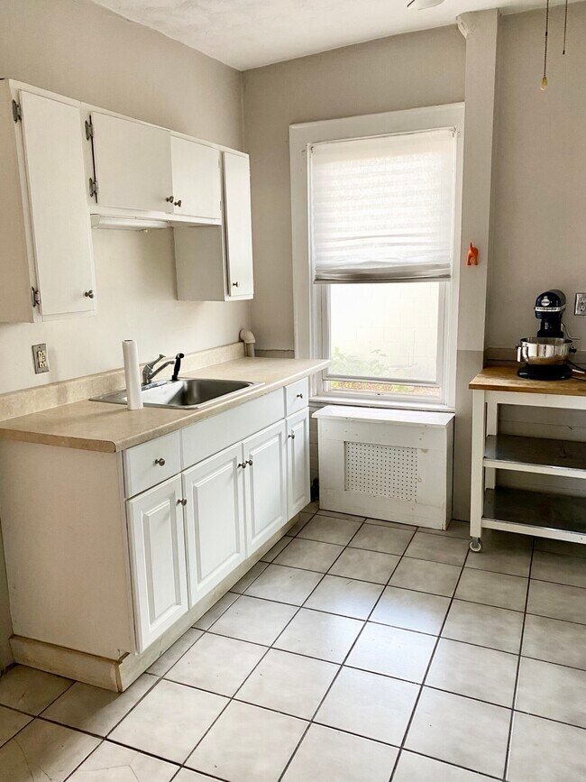 17 Canal St Unit 1, Medford, MA 02155 Apartments in Medford, MA